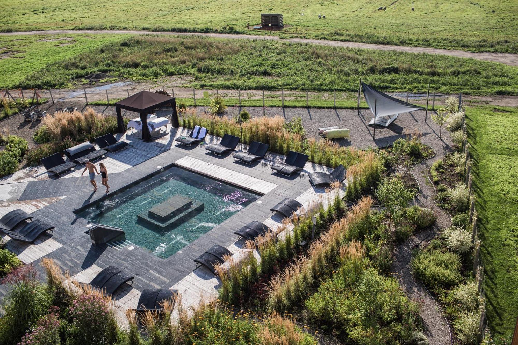 Hotel & Spa Le Germain Charlevoix Baie-Saint-Paul Exterior photo
